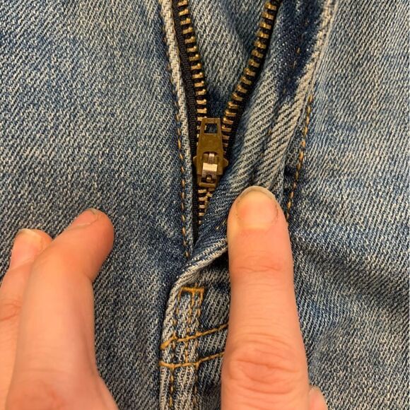 Old Navy OG Straight High Waist Distressed Cut-Off Jean Shorts Blue Size 8 - Picture 10 of 10